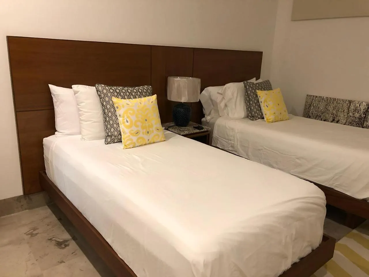 Departamento De Lujo En Oceana Residences Playa del Carmen Mexico